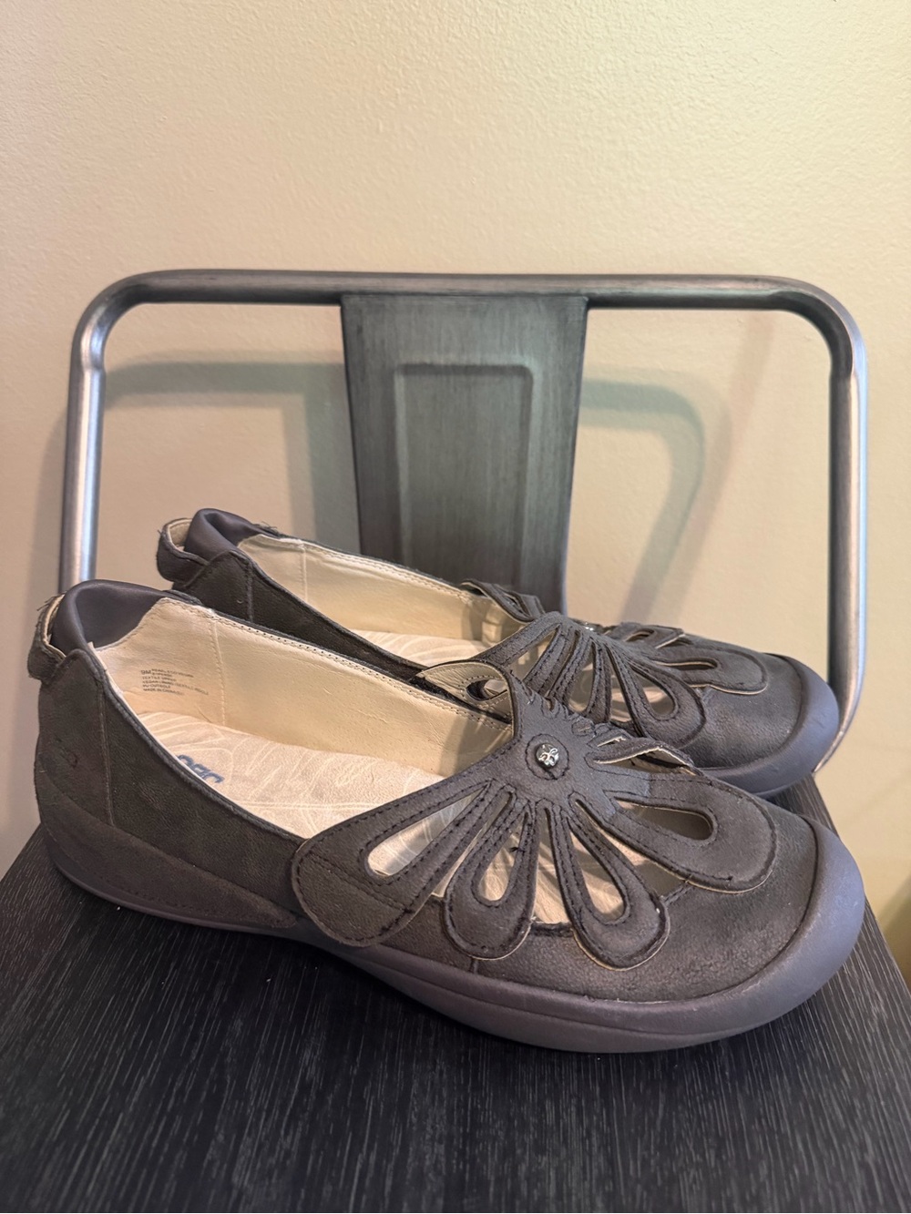 JBU by Jambu Pearl Eco Vegan Floral Mary Jane Shoes Charcoal Black Women's 9